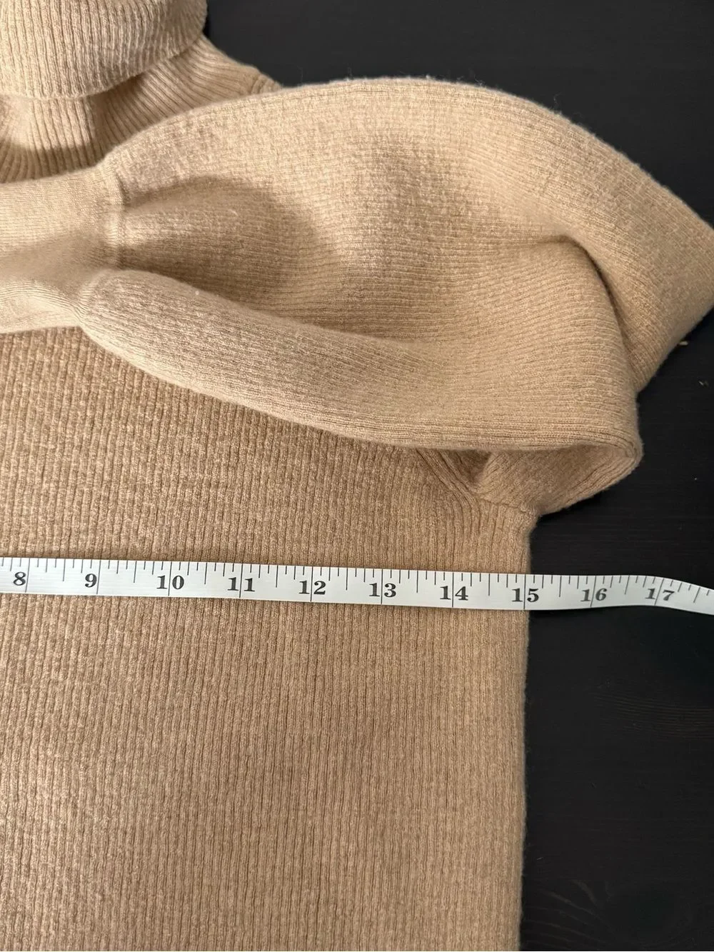 J Crew Sweater Womens Sz M Beige Balloon Sleeve Turtleneck 100% Merino Wool